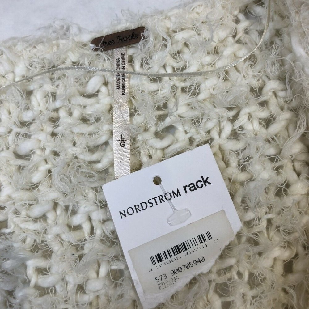 Free People Loose Knit Deconstructed Large Sweater NWT - Picture 7 of 7